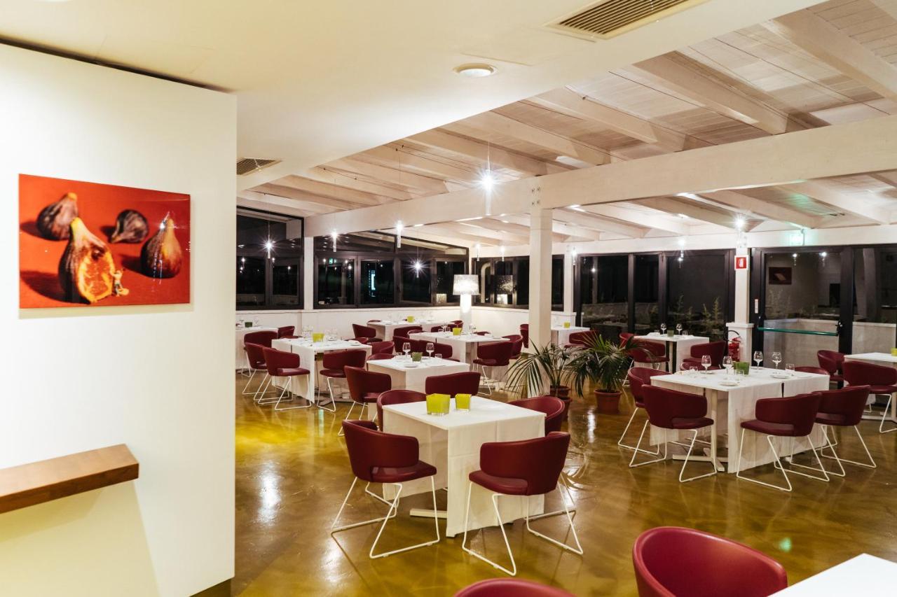 Unaway Hotel ファブロ エクステリア 写真